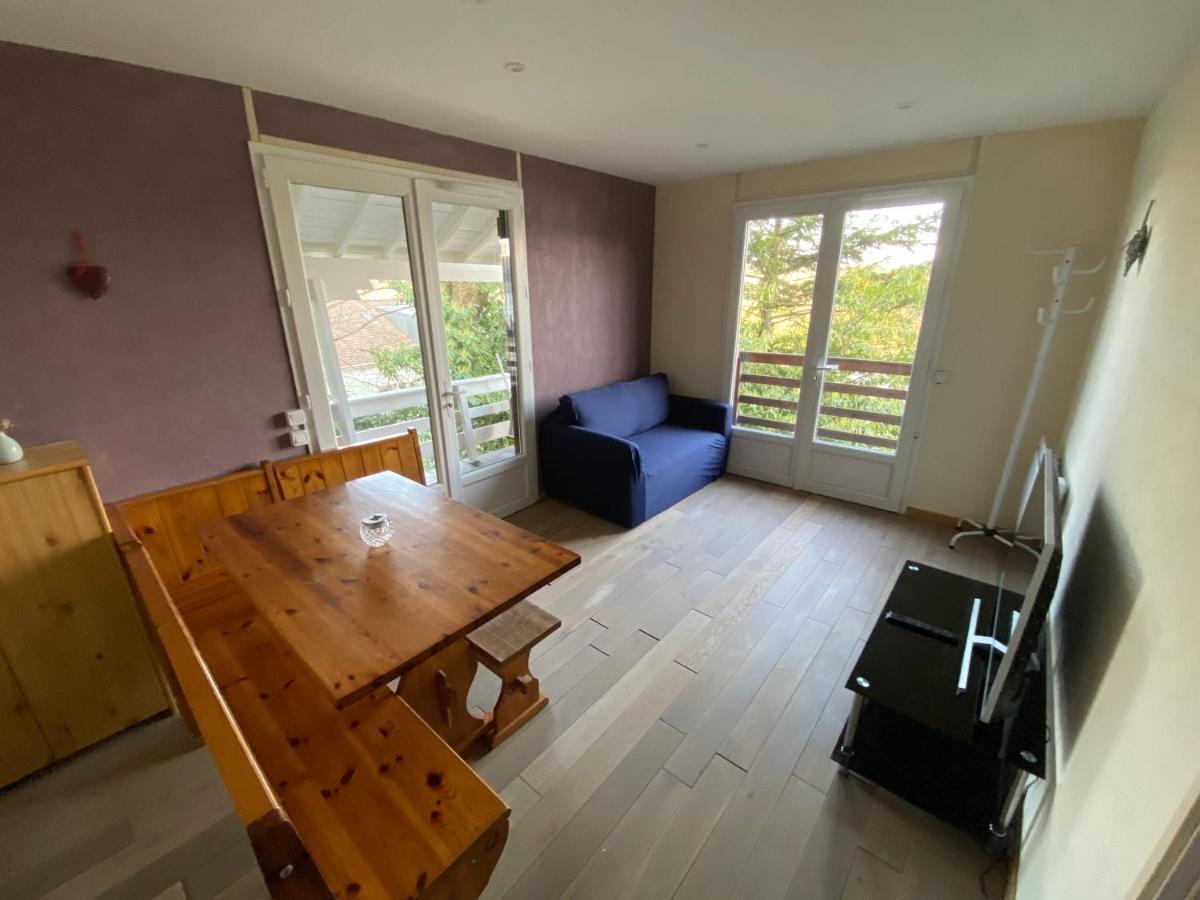 Chalet en bord de Seine Villa Le Coudray-Montceaux Buitenkant foto